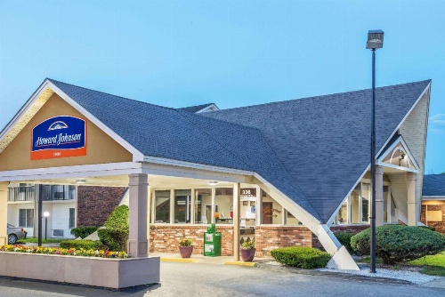 Howard Johnson by Wyndham Bangor image 24